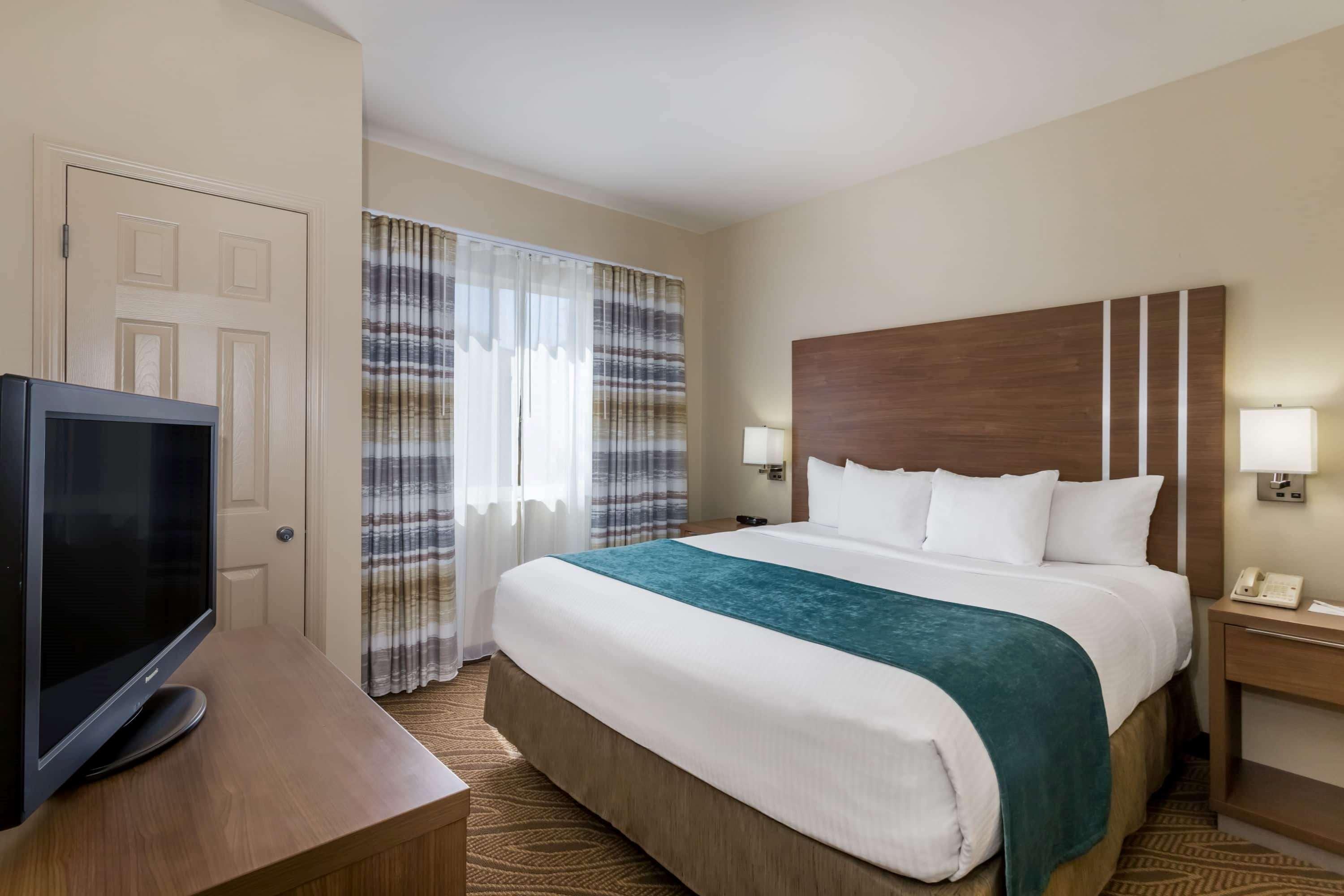 Hawthorn Extended Stay By Wyndham Naples Vineyards Exterior photo