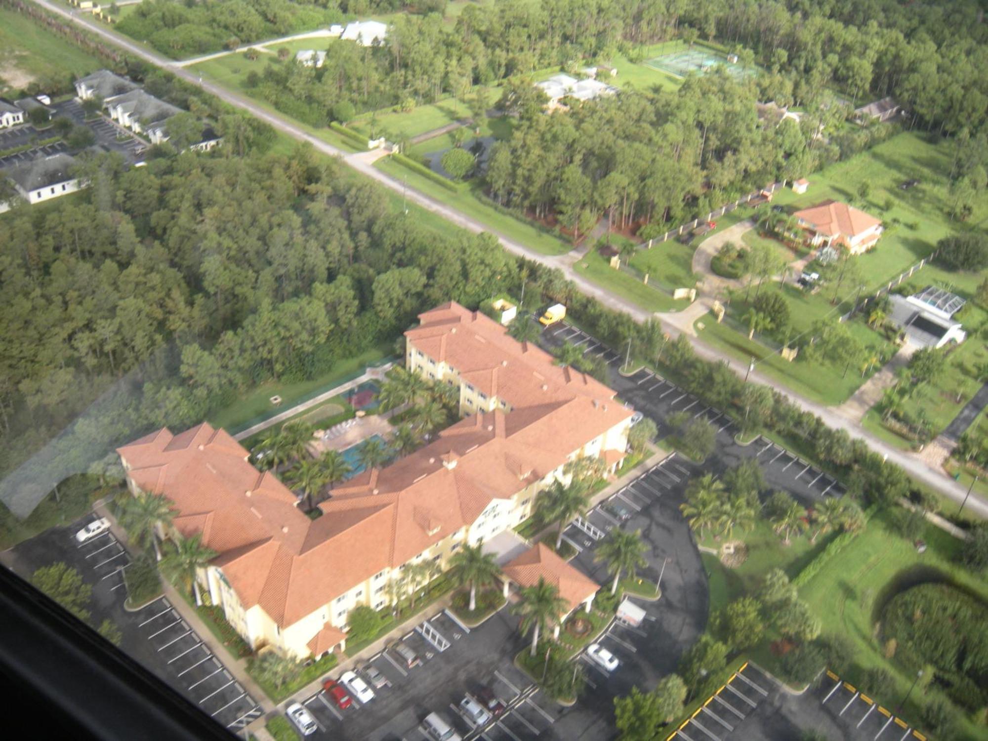 Hawthorn Extended Stay By Wyndham Naples Vineyards Exterior photo
