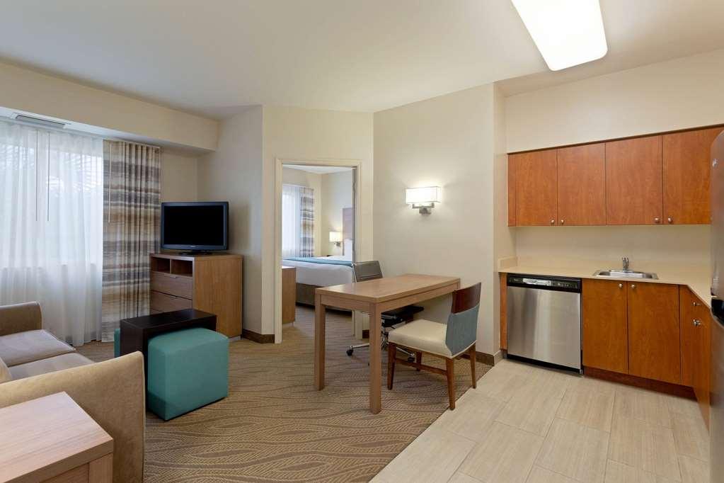 Hawthorn Extended Stay By Wyndham Naples Vineyards Room photo
