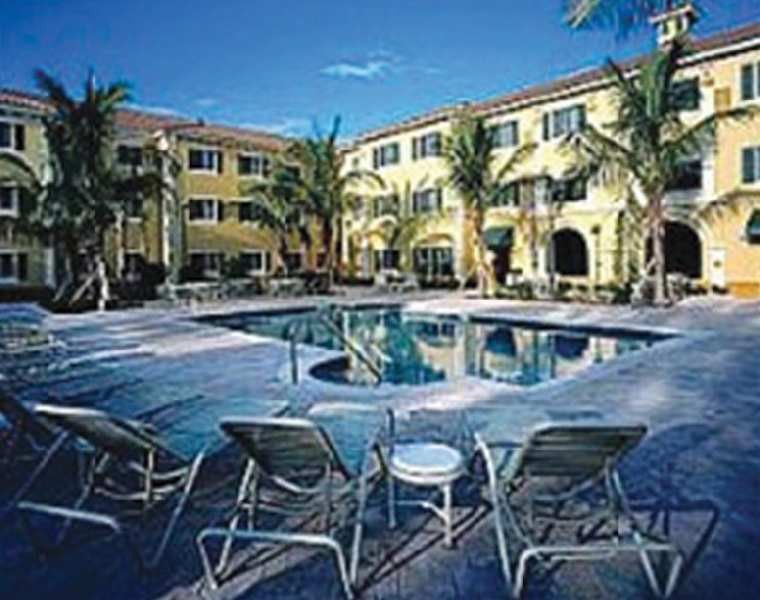 Hawthorn Extended Stay By Wyndham Naples Vineyards Exterior photo