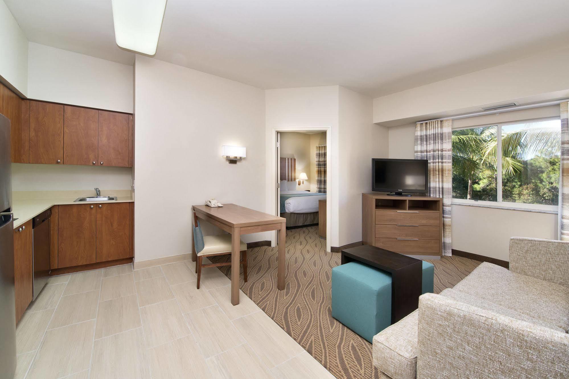 Hawthorn Extended Stay By Wyndham Naples Vineyards Exterior photo