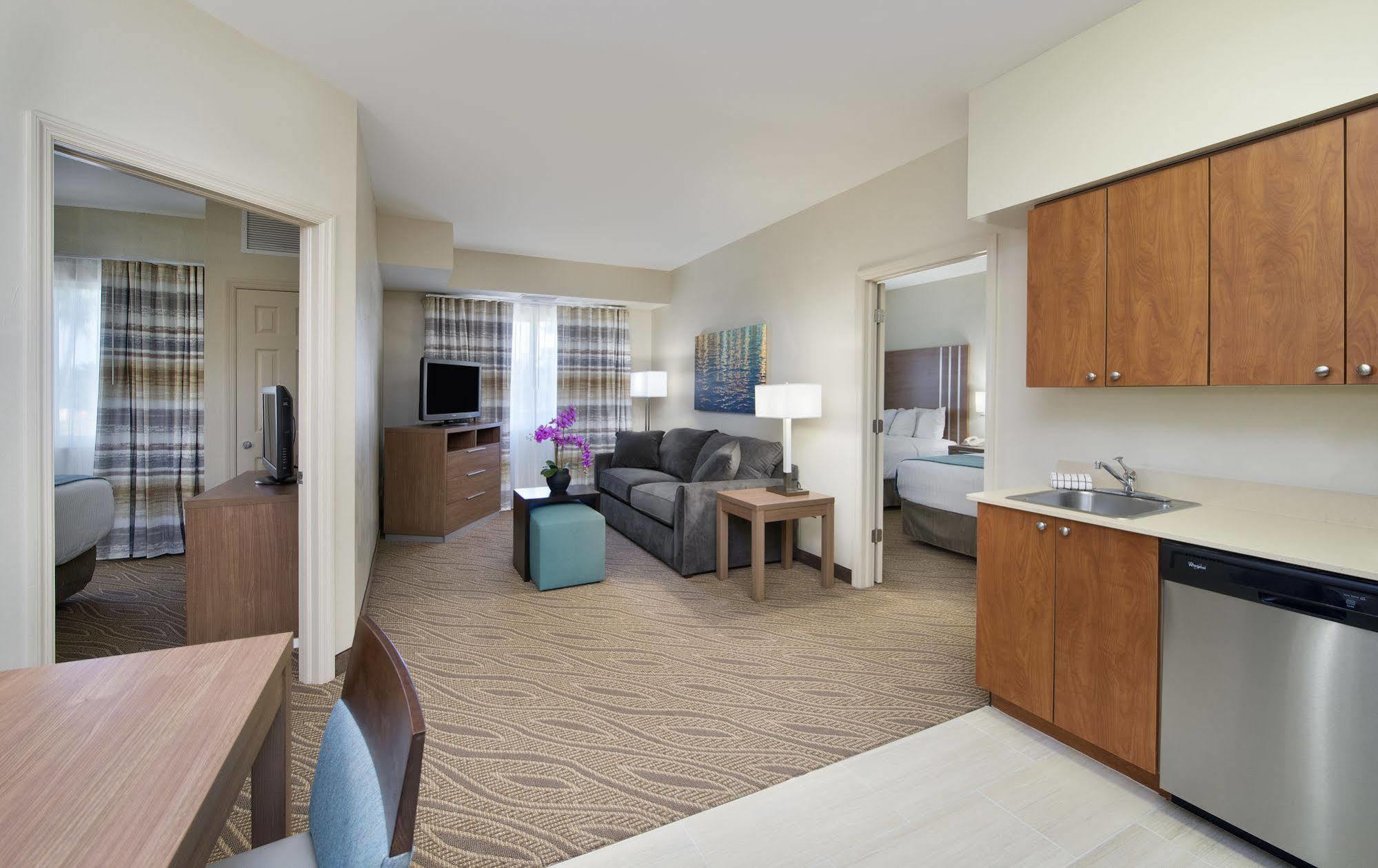 Hawthorn Extended Stay By Wyndham Naples Vineyards Exterior photo